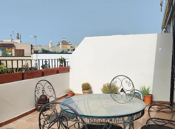 Lovely 1-Bedroom Loft With Terrace. Amazing View.